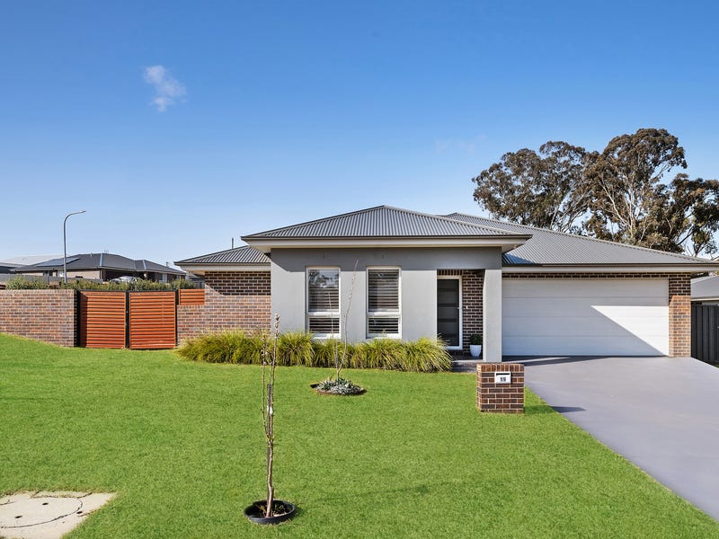 19 Stevenson Way, Orange, NSW 2800 Property Details