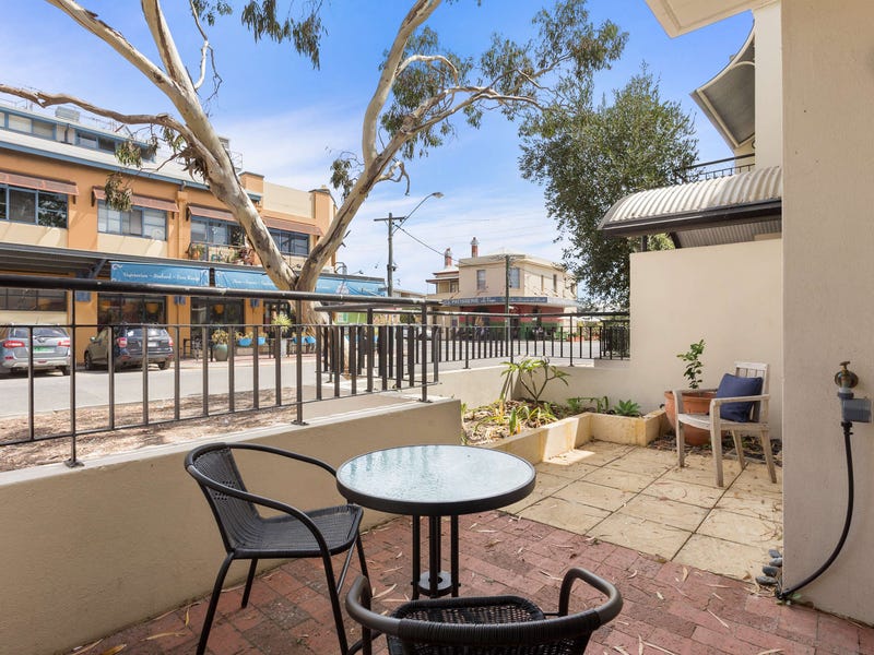 2/326 South Terrace, South Fremantle, WA 6162