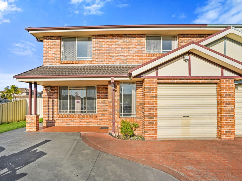 2A Lord Howe Drive, Green Valley, NSW 2168