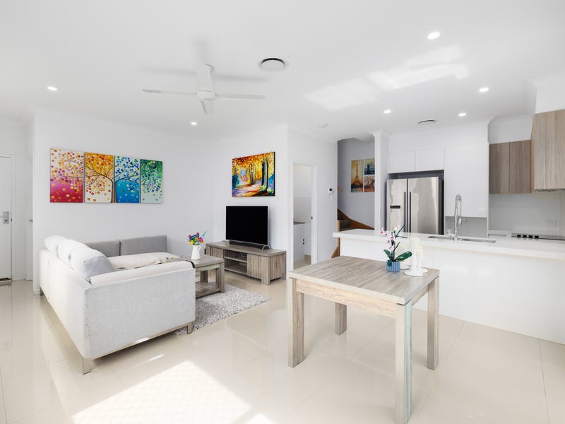 16/14 Sunflower Crescent, Calamvale, Qld 4116 Townhouse for Sale