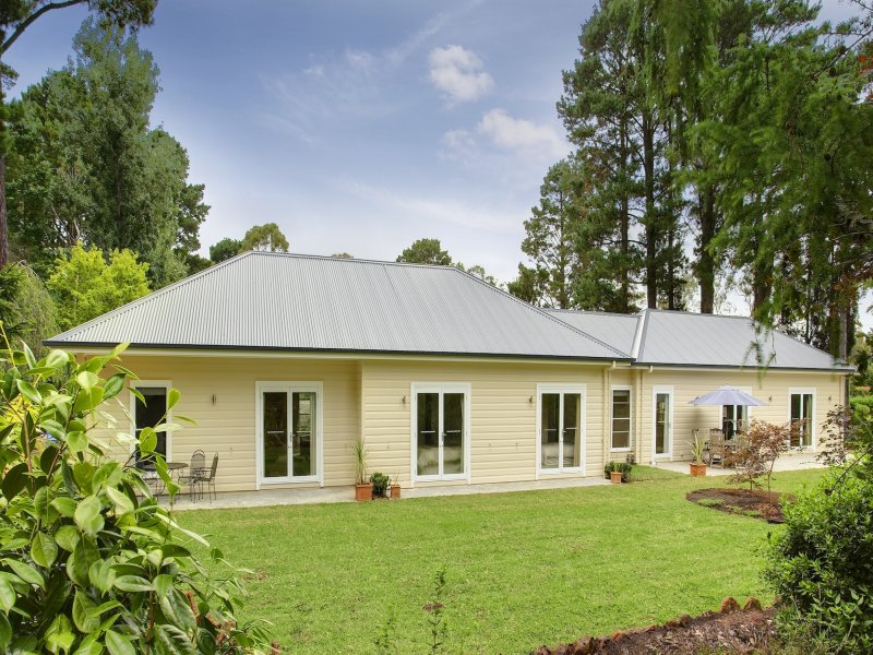55 Holly Road, Burradoo, NSW 2576 Property Details