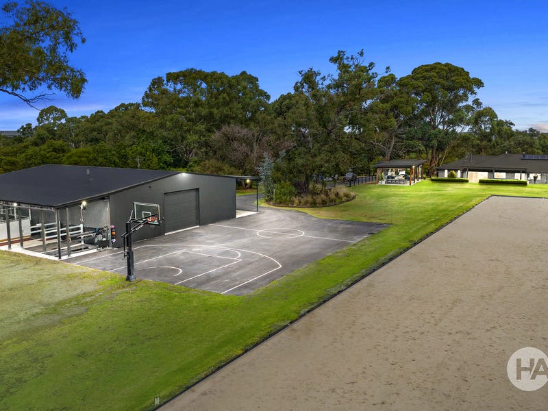 555 Baxtertooradin Road, Langwarrin South, VIC 3911