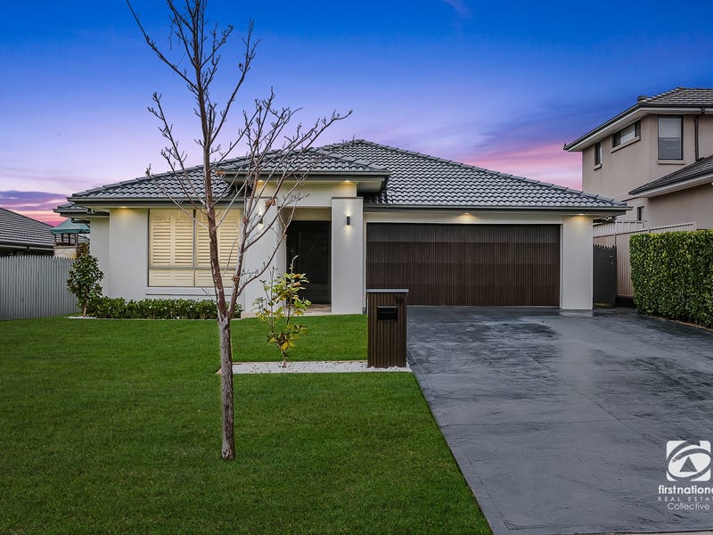 16 Beechworth Parade, Harrington Park, NSW 2567