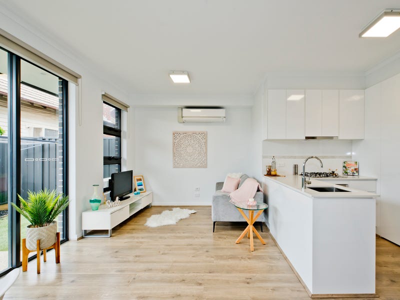 3/15 Clifton Grove, Preston, Vic 3072 Property Details