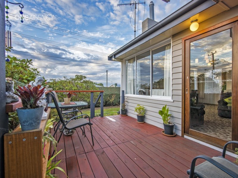 72 Simpson Street, Somerset, Tas 7322 Property Details