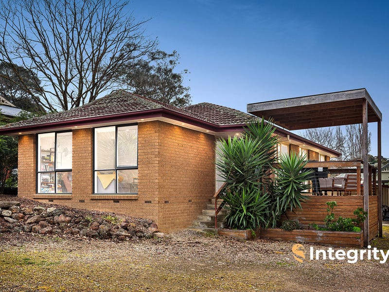 Real Estate & Property for Sale in Kinglake West, VIC 3757 (+1 location