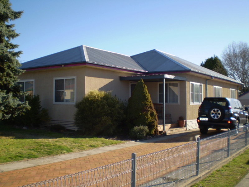 42 Rifle Parade, Lithgow, NSW 2790 Property Details