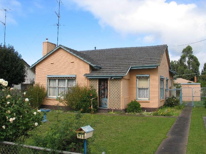 110 Wilson Street, Colac, Vic 3250 Property Details