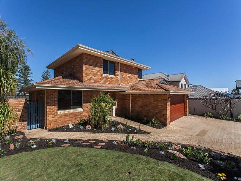 16 Margaret Street, Watermans Bay, WA 6020