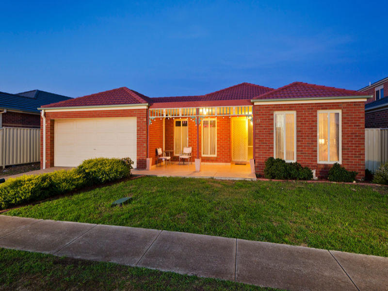 22 St James Wood Drive, Tarneit, Vic 3029 Property Details