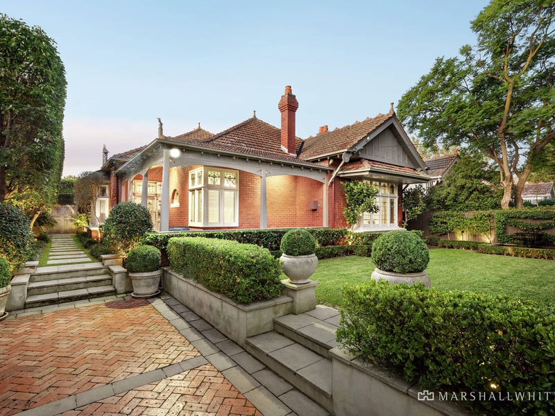 9 Central Park Road, Malvern East, VIC 3145