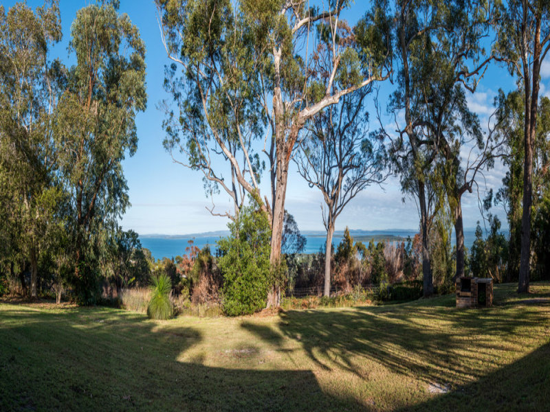 4 Illawong Crescent, Dunwich, Qld 4183 Property Details