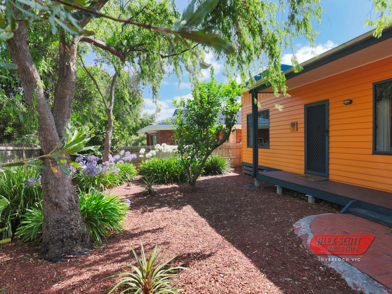 14 John Street Inverloch Vic 3996 14 John Street Inverloch Vic 3996