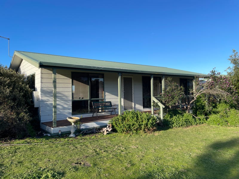 6 Gowrie Rise, Woodside Beach, VIC 3874