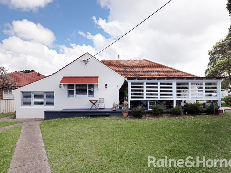 7 Norris Avenue, Mayfield West, NSW 2304