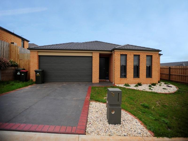 73 Cook Street, Drouin, VIC 3818