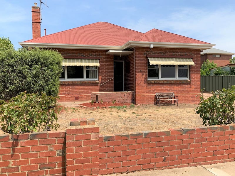 18 Strickland Road, East Bendigo, VIC 3550