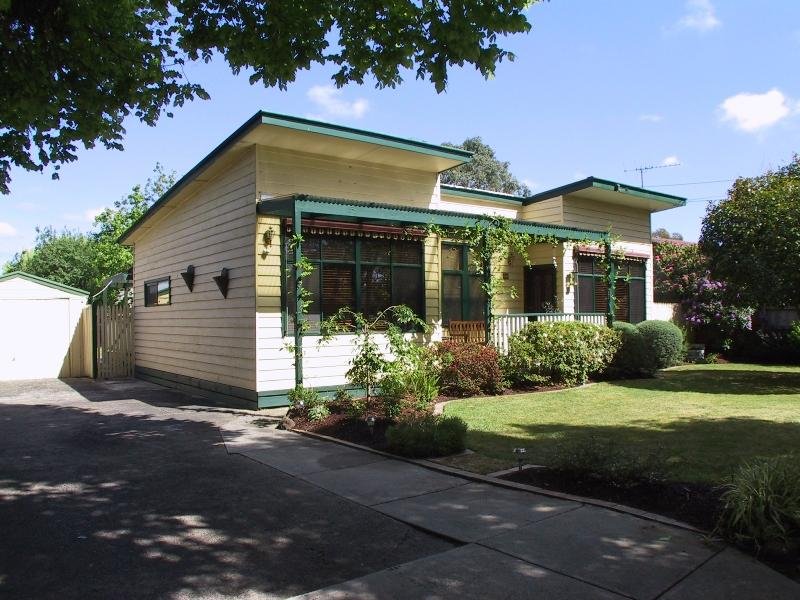 61 Frudal Cres, Knoxfield, VIC 3180