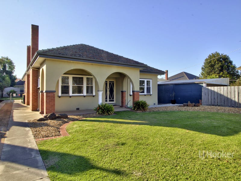 74 Francis Street, Bairnsdale, VIC 3875