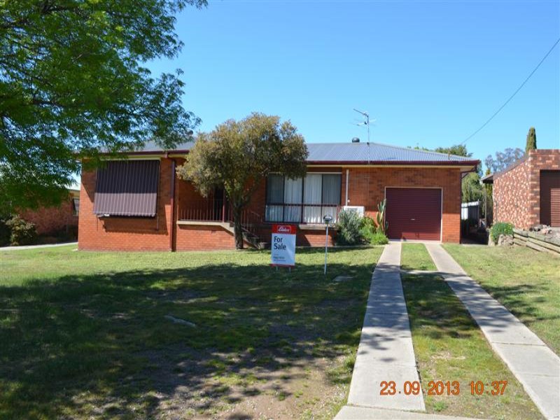 12 Broughton Street, Tumut, NSW 2720