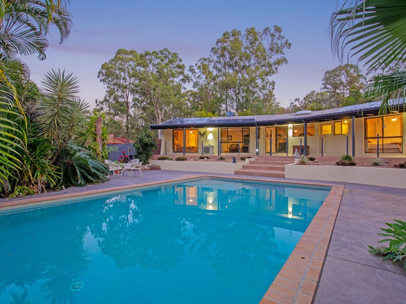 71 Ruth Terrace, Oxenford, QLD 4210