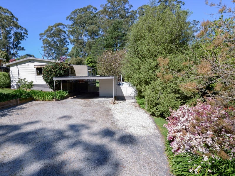 1 Surrey Road, Warburton, VIC 3799