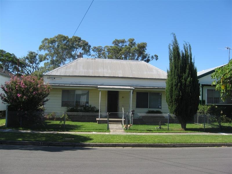 37 Waratah Street, Mayfield, NSW 2304