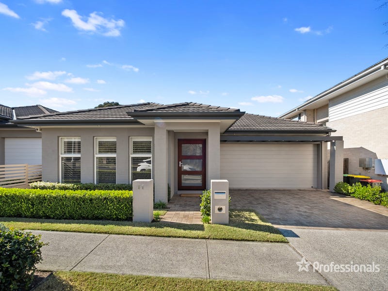 11 Grandiflora Street, Rouse Hill, NSW 2155