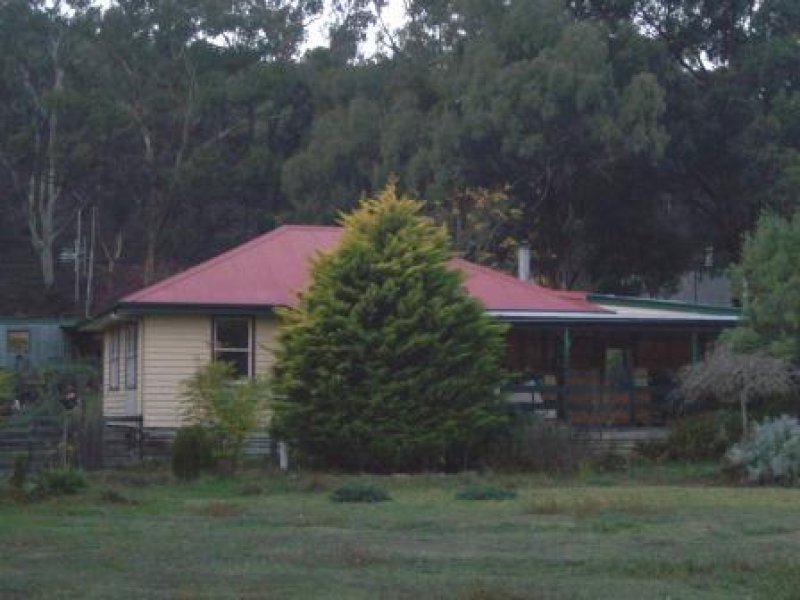 14 Caldwell Street, Heathcote, VIC 3523