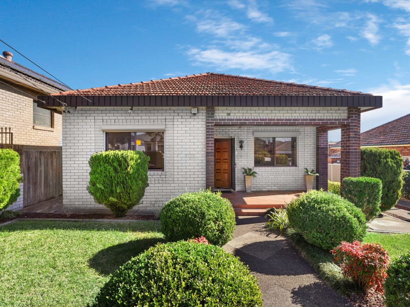 11 Collingwood Avenue, Earlwood, NSW 2206