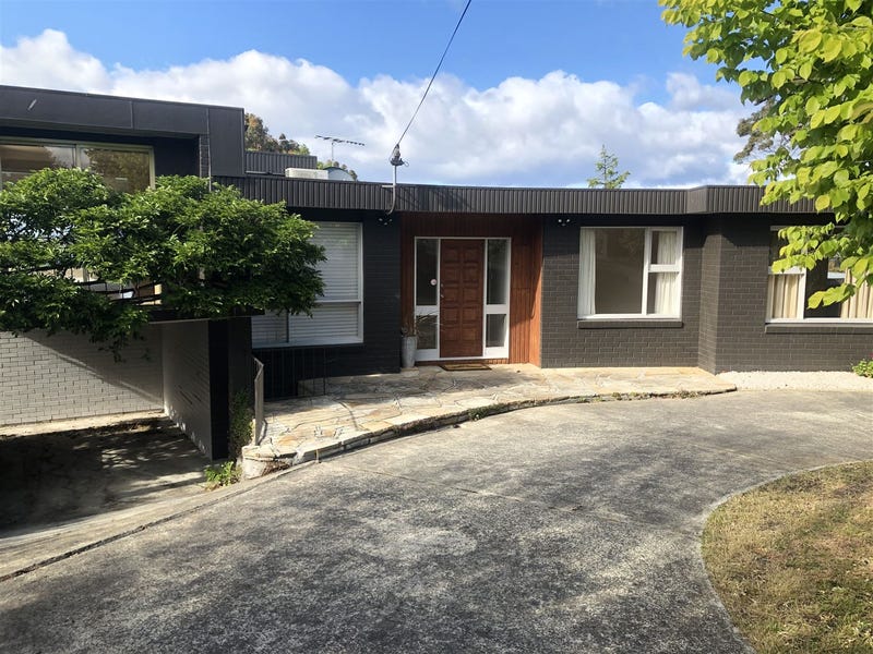 13 Southern Drive, Midway Point, TAS 7171