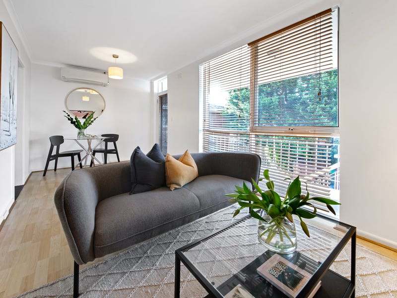 11/43 Royal Avenue, Glen Huntly, Vic 3163 Property Details