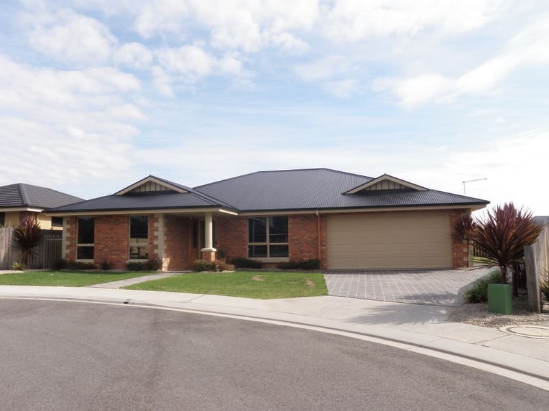10 Maiden Place, Newnham, Tas 7248