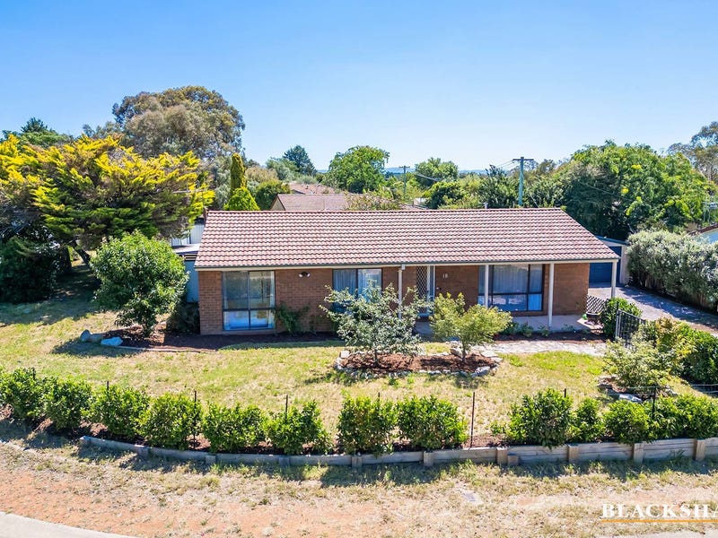 18 Whittell Crescent, Florey, ACT 2615 Property Details
