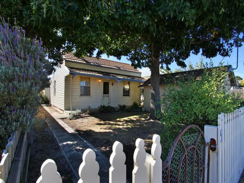 5 First Avenue, Rosebud, Vic 3939 Property Details