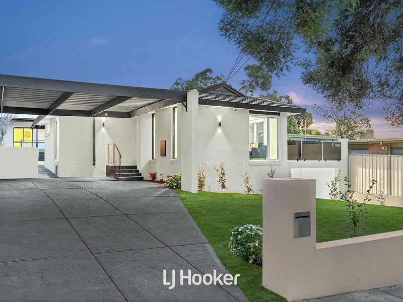 28 Outlook Drive, Dandenong North, VIC 3175