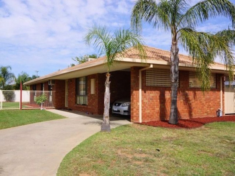 32 Mccubbin Drive, Shepparton, Vic 3630 Property Details