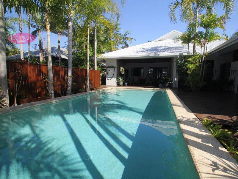 8 Conch Street, Mission Beach, QLD 4852