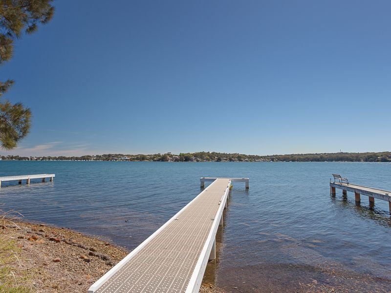 60 Sealand Road, Fishing Point, NSW 2283