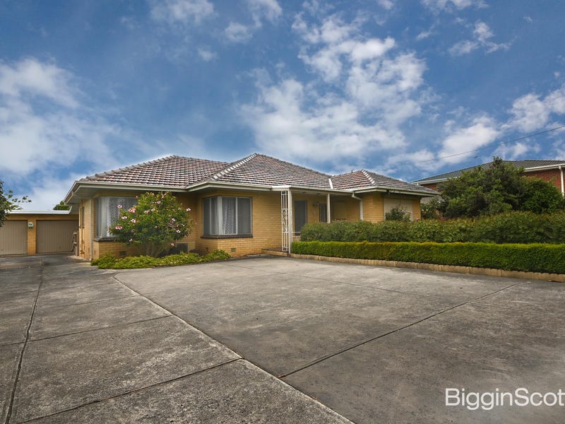 736 Ferntree Gully Road, Wheelers Hill, VIC 3150