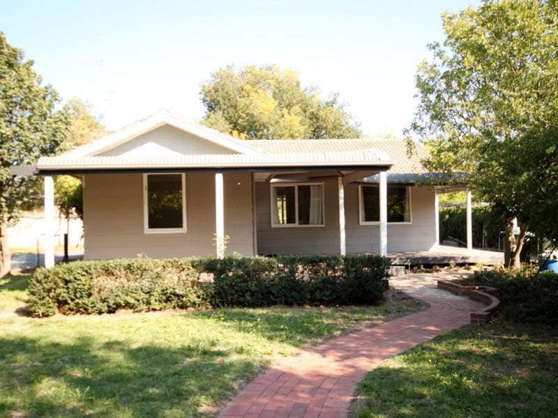 11 Ellendon Street, Bungendore, NSW 2621