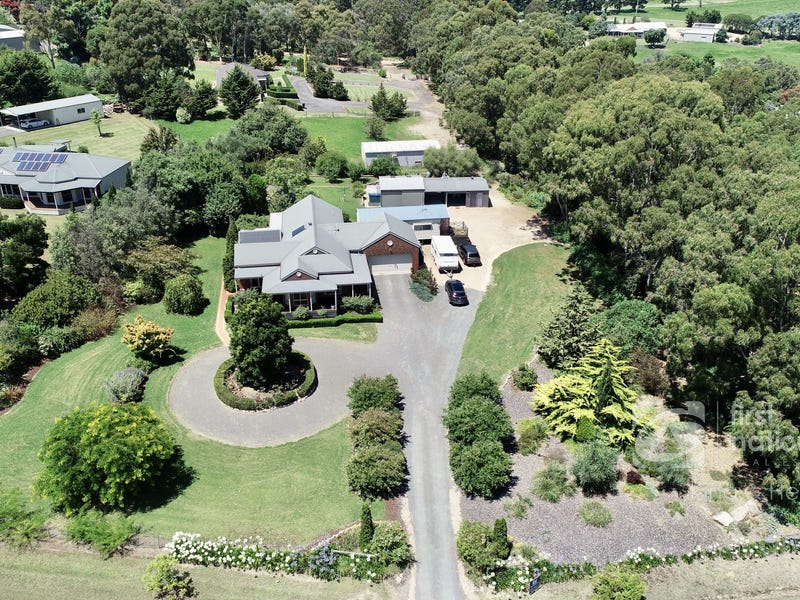 4 Clifton Terrace, Wy Yung, VIC 3875