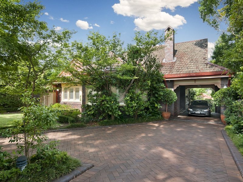 17 Harrington Avenue, Warrawee, NSW 2074 Property Details