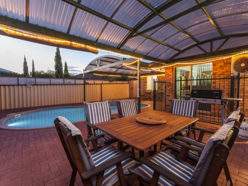 12 Amos Road, Wanneroo, WA 6065 Property Details