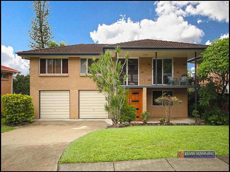 8 Raintree Street, Mansfield, Qld 4122 Property Details