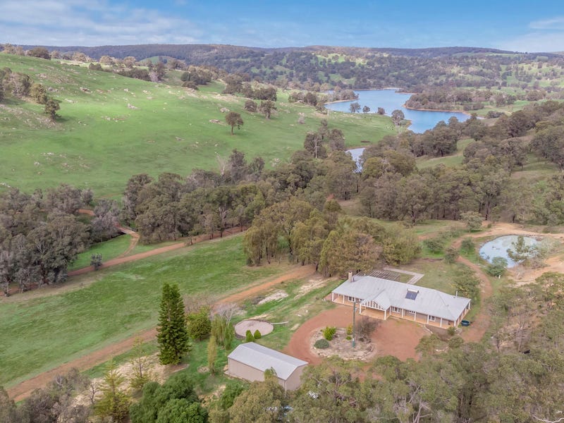 175 Weir Road, Waroona, WA 6215