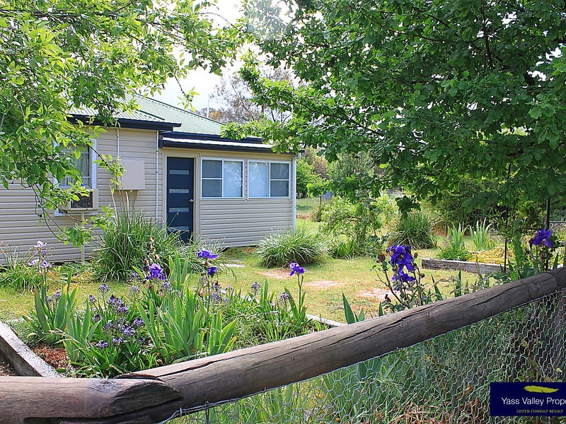 54 Red Hill Road, Bowning, NSW 2582