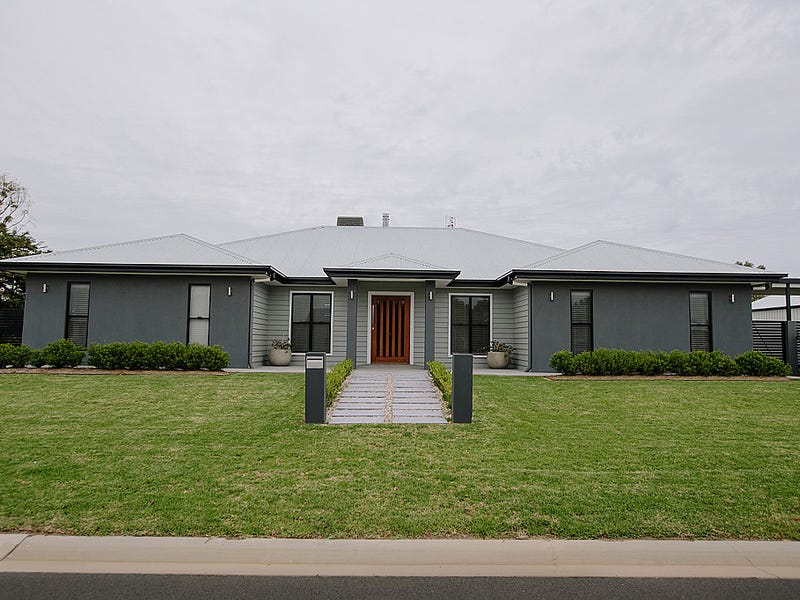 1 Veronica Ave, Goondiwindi, Qld 4390 Property Details