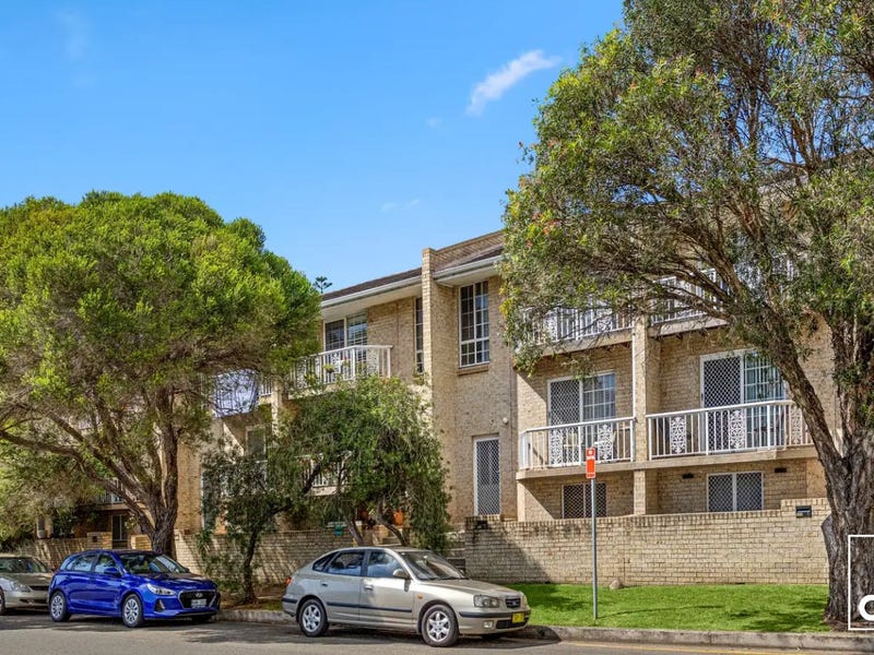 2/13 Bank Street, Wollongong, NSW 2500