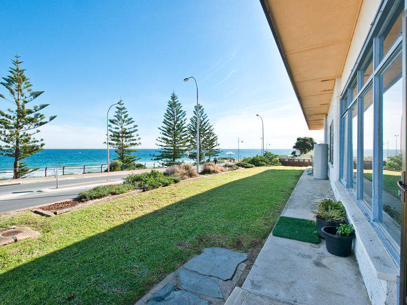 Sold Apartment & Unit Prices & Auction Results in Christies Beach, SA 5165 Pg. 4 Sold Apartment & Unit Prices & Auction Results in Christies Beach, SA 5165 Pg. 4
